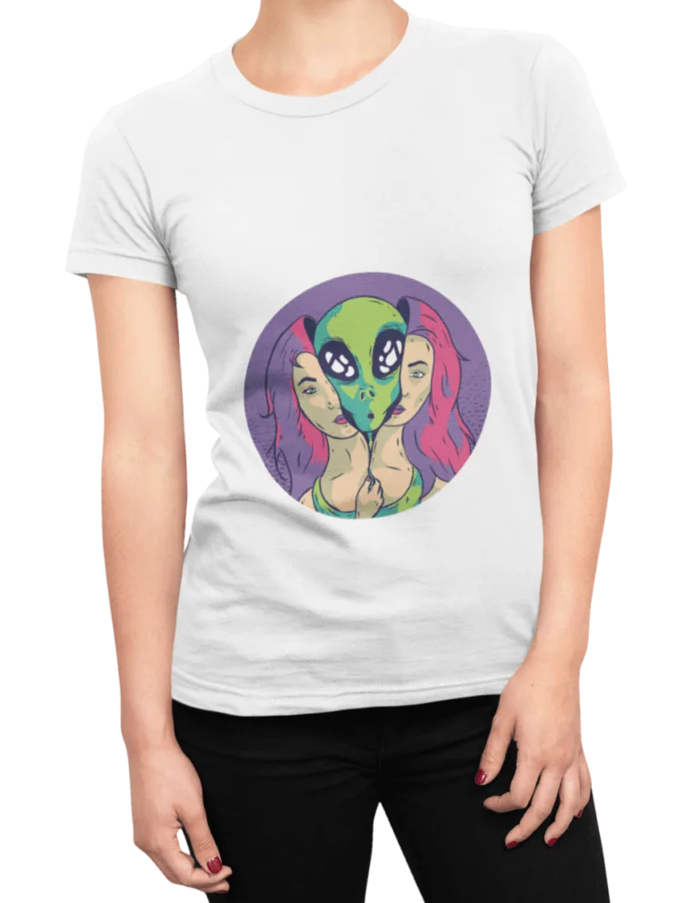 Playera Playera Blanca de Mujer Alien
