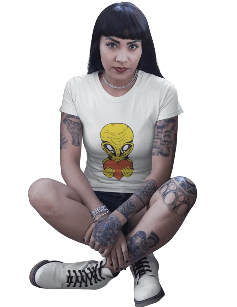 Playera Playera Blanca para Mujer de Alien con Corazon